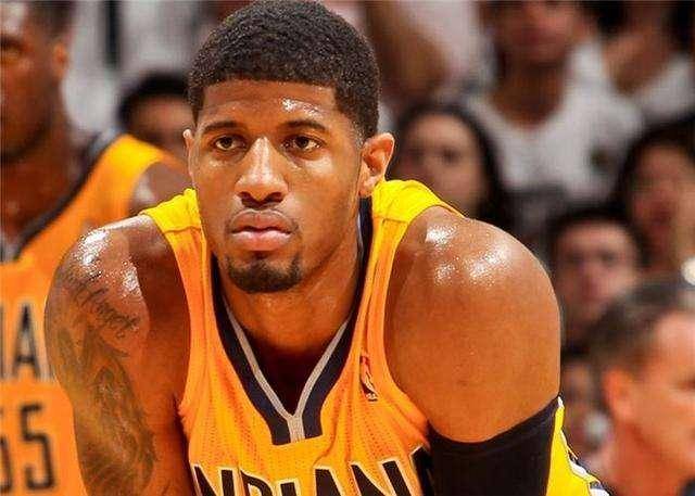 中在三个维 中在三个维