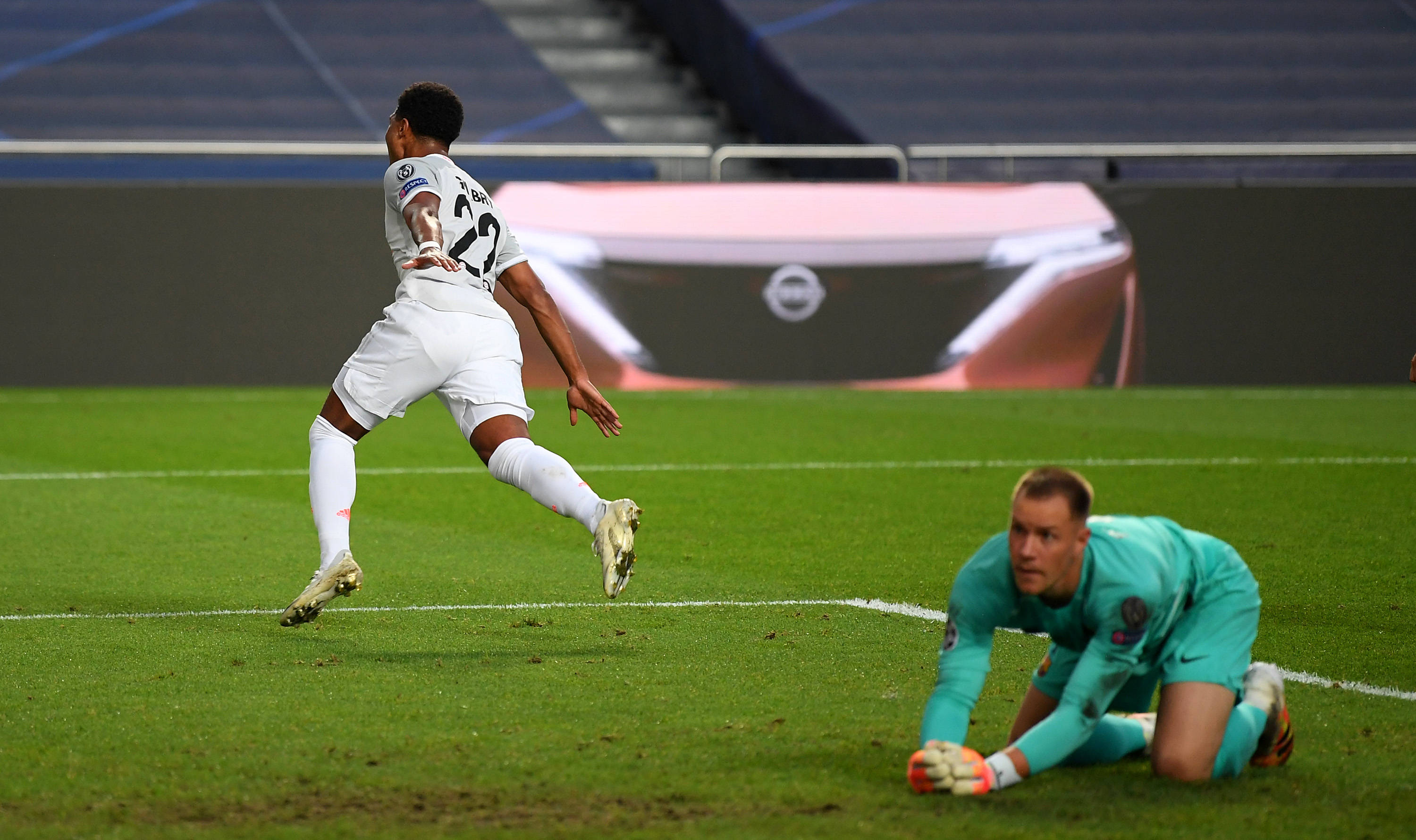 击出下一记 击出下一记